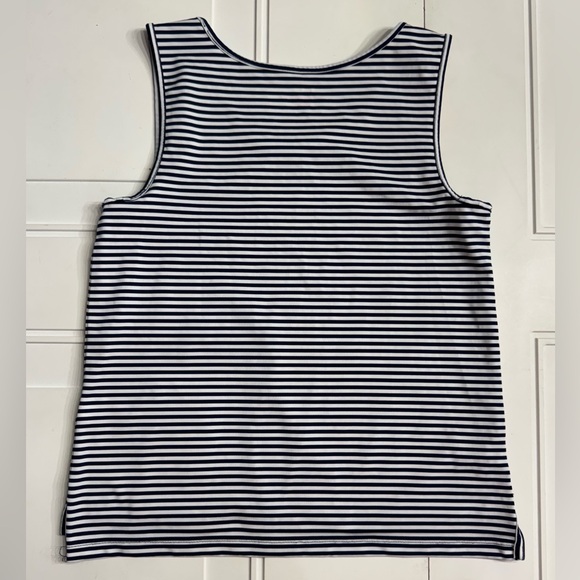 Vineyard Vines Navy White Striped Tank Top Sleeveless Blouse Size Medium - Picture 6 of 6